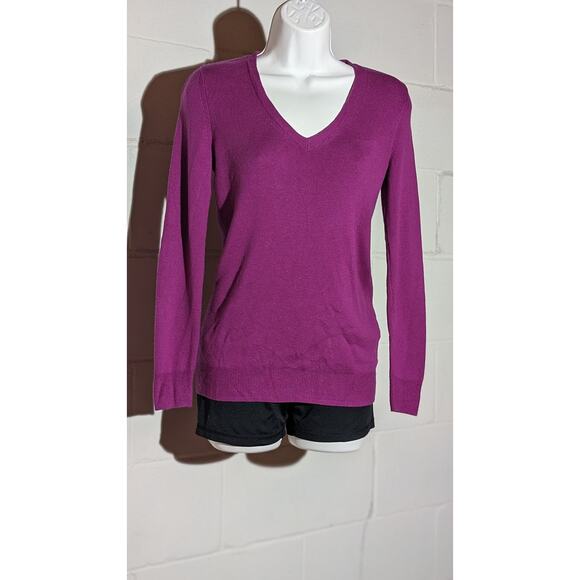 Gap Purple V Neck Long Sleeve Knit Top Silk Blend Pullover Sweater Xsmall - Picture 2 of 6